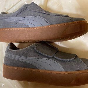 Puma Velcro Suede Comfort Shoes